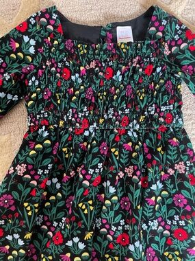 Hanna Andersson Long-Sleeve Floral Smocked Dress US 5 (110 cm)